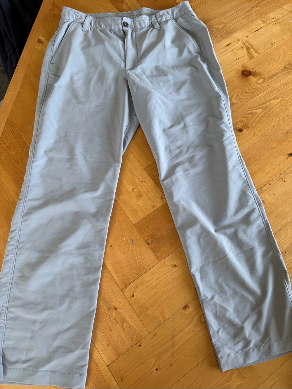 Men's Light Gray Golf Pants Size 34x30